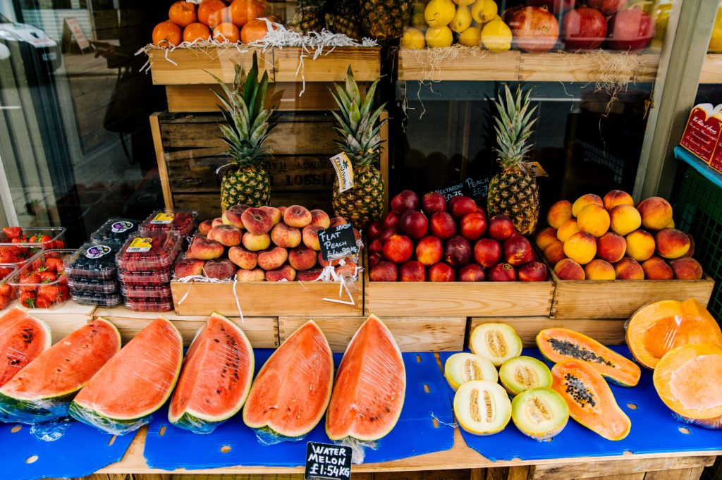 sliced fruit stall 709817