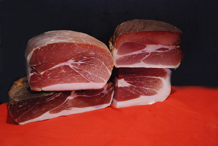 Avoid These Foods, Stay Away From Cancer 5 smoked meats