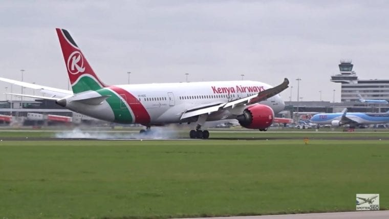 Boeing 787 8 e1573017677420
