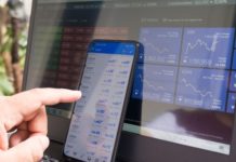Trading Forex Using MT4 – A few useful tips for beginners Alt-text: trading forex with MetaTrader 4 Source: https://unsplash.com/photos/OmPqCwX422Y
