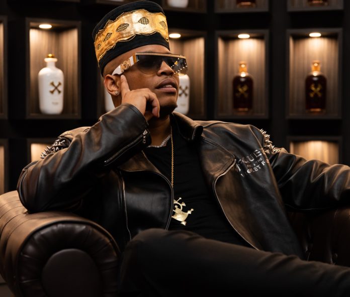 King-Kanja-@-Luc-Belaire-Hqs.jpg
