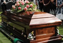 ‘Dead’ woman found breathing in coffin at own funeral
