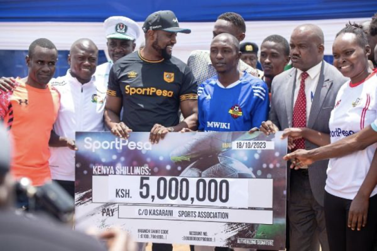 Six teams in Kasarani receive 5 million sponsorship from SportPesa - Newsday Kenya