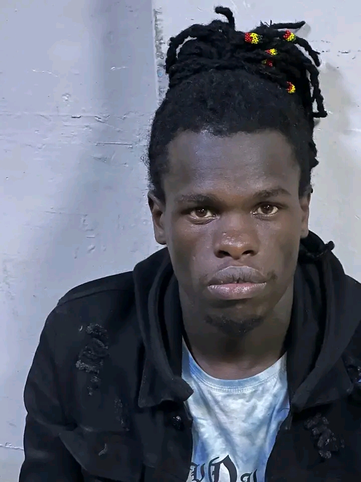 Fake KDF captain arrested, dangerous weapons seized in a Nairobi operation 1 1715953607705