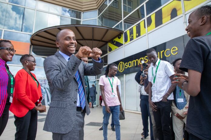 National Assembly’s Communication, Information and Innovation Departmental Committee Chairperson Hon Kiarie Waweru when he visted Sama Delivery Centre (1) AI AgTech