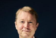 Operational storytelling can reinforce aviation safety and performance